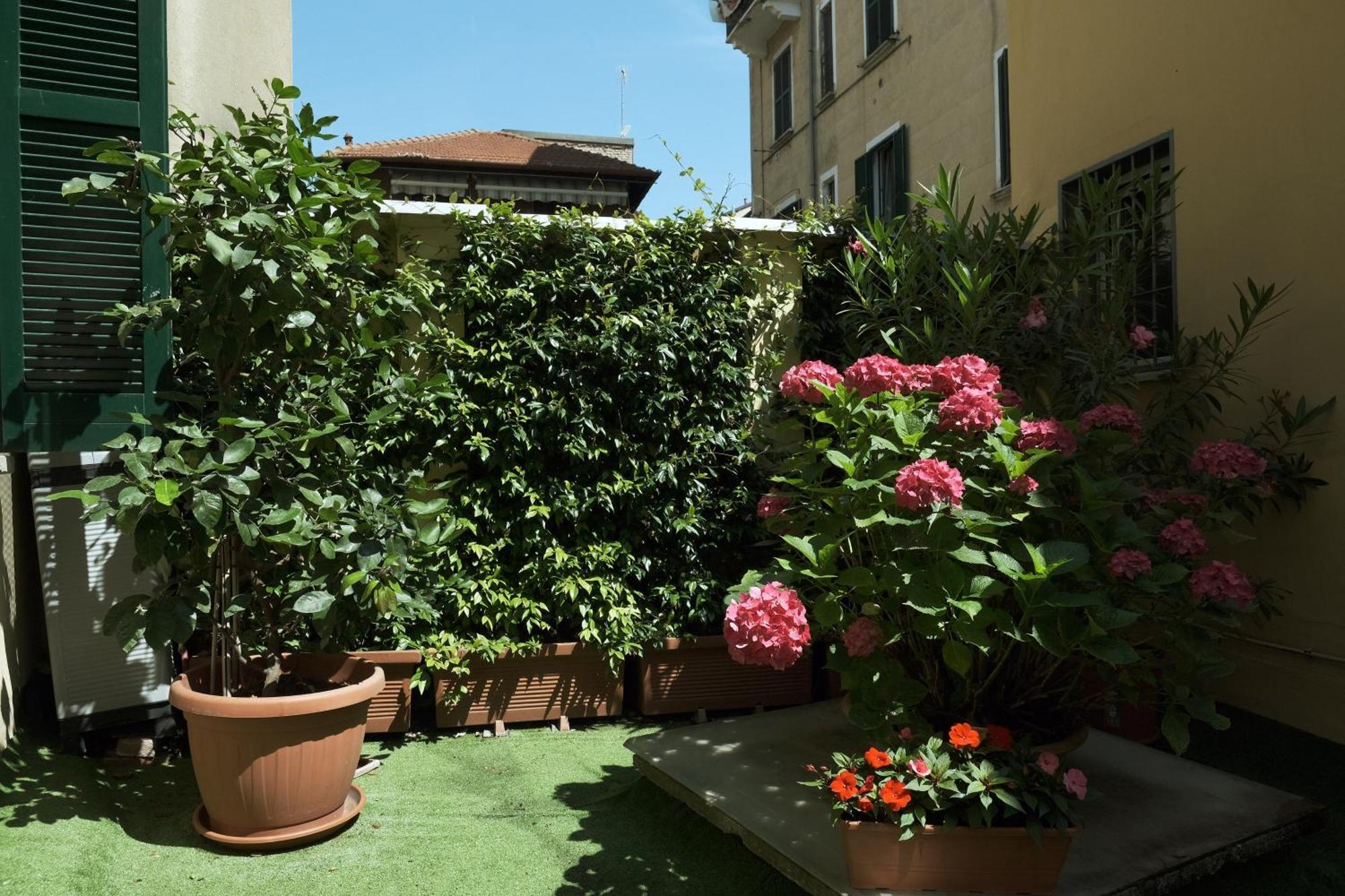 Comecasa Flowery Terraced Apartment — Photos 1